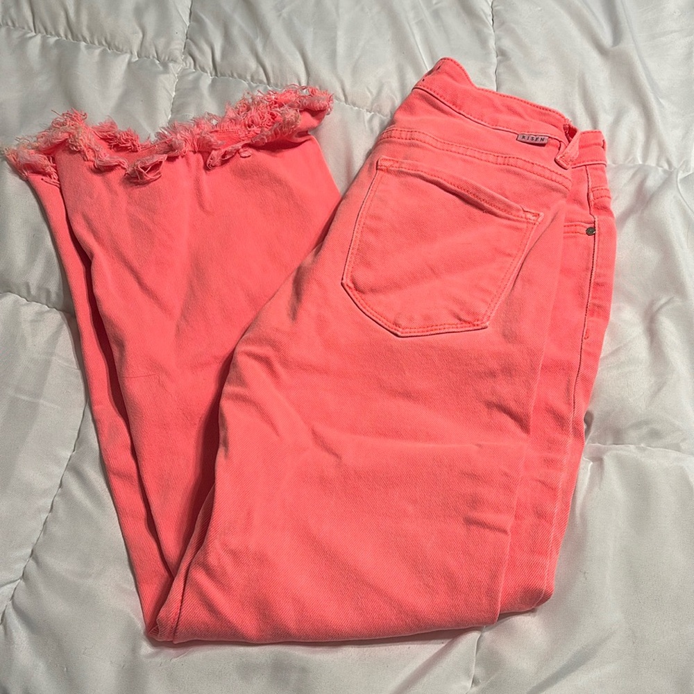 Coral colored Risen Jeans